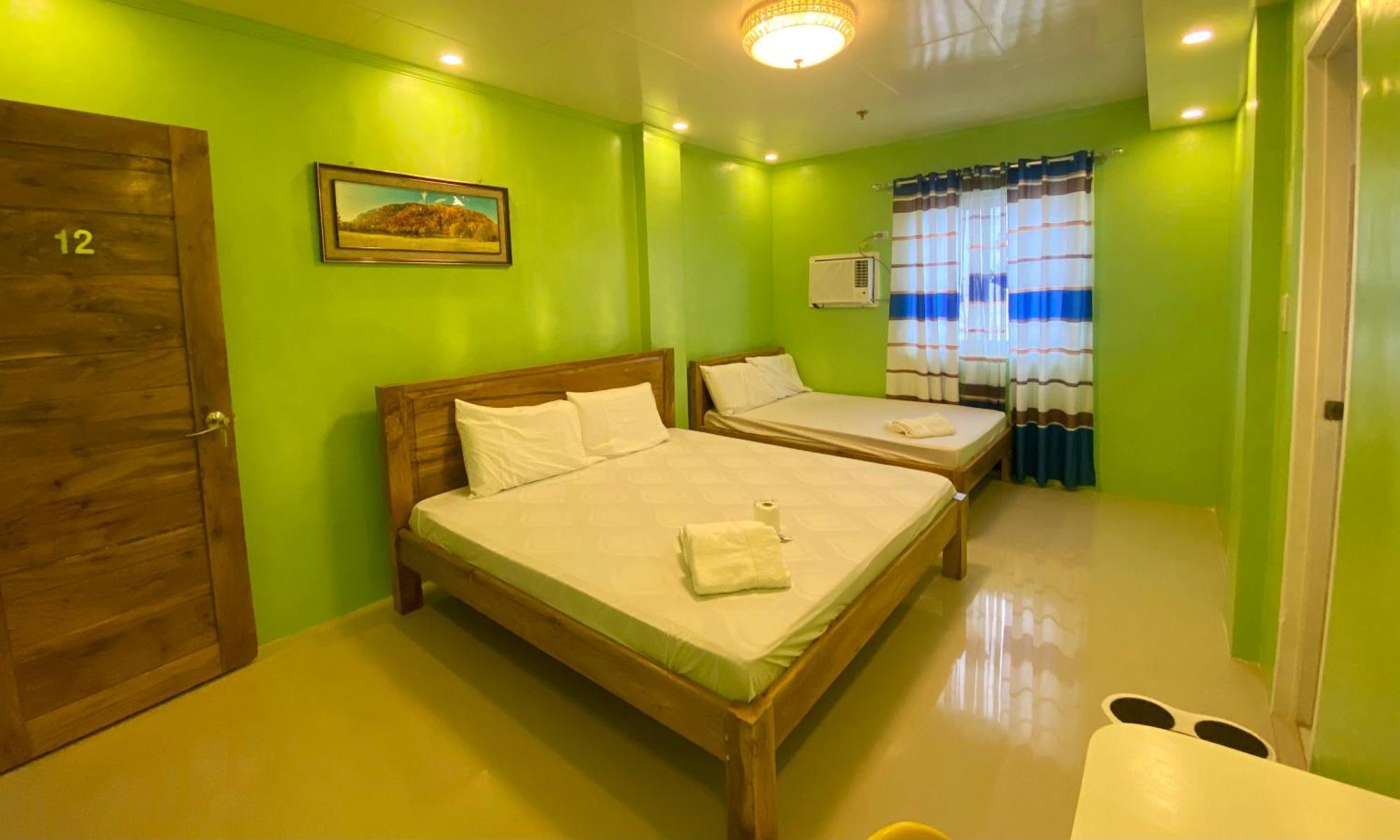 Drossgold Pension House Tubigon Oda fotoğraf